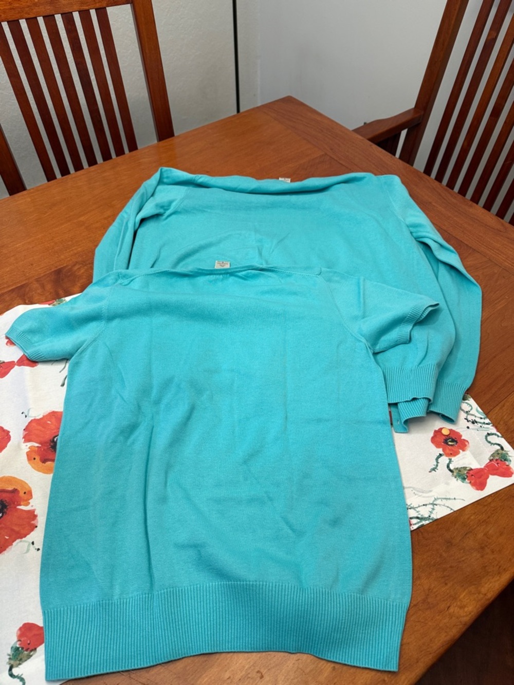 Henry Bendel Turquoise Short Sleeve Sweater with Matching Cardigan like new - Picture 4 of 4